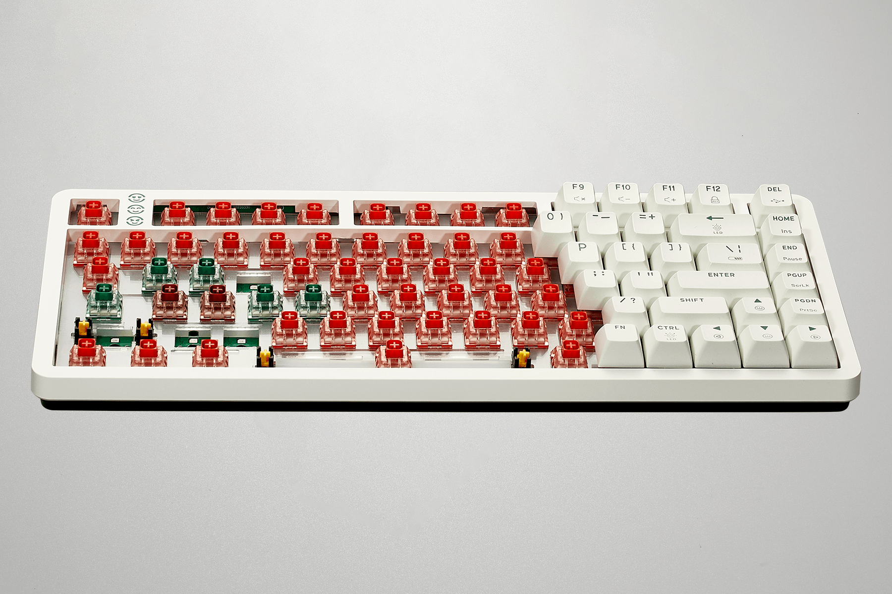 CloudStrike_Y2_75_Wireless_Mechanical_Gaming_Keyboard_Hot_Swappable_And_Switches