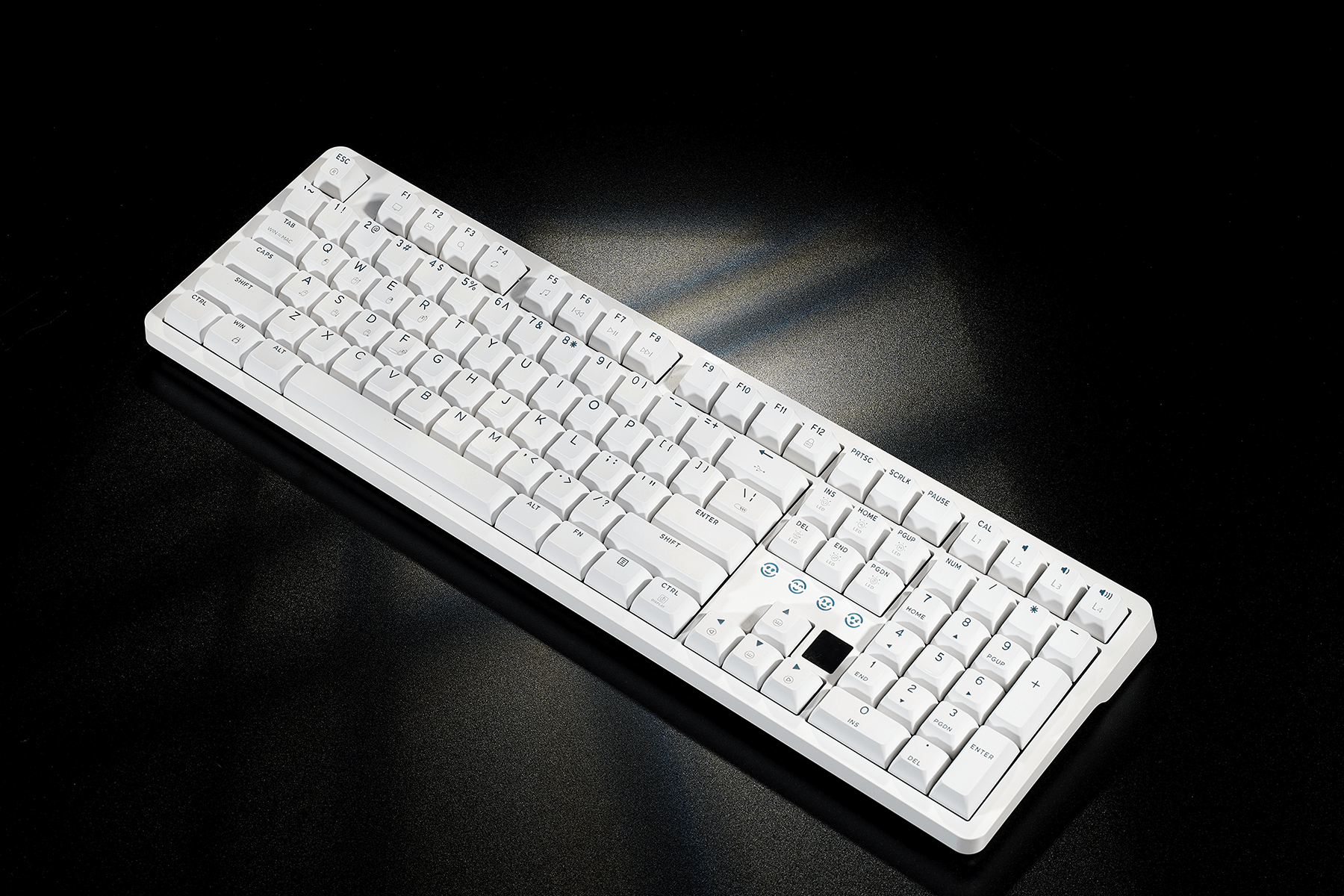 CloudStrike_Y5_Wireless_RGB_Hot-Swappable_Keyboard_Three_Mode_Connectivity