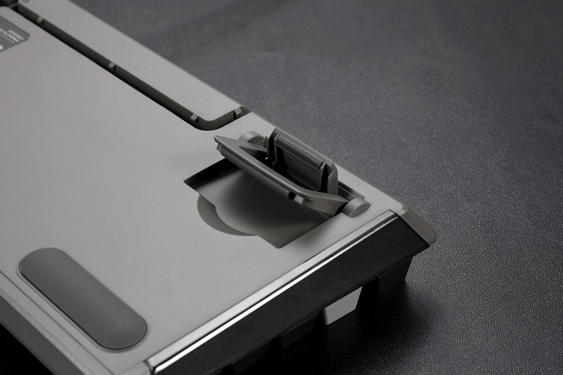 DeathStrike_GK715S_Wired_Red_Backlight_Gaming_Keyboard_Adjustable_Feet