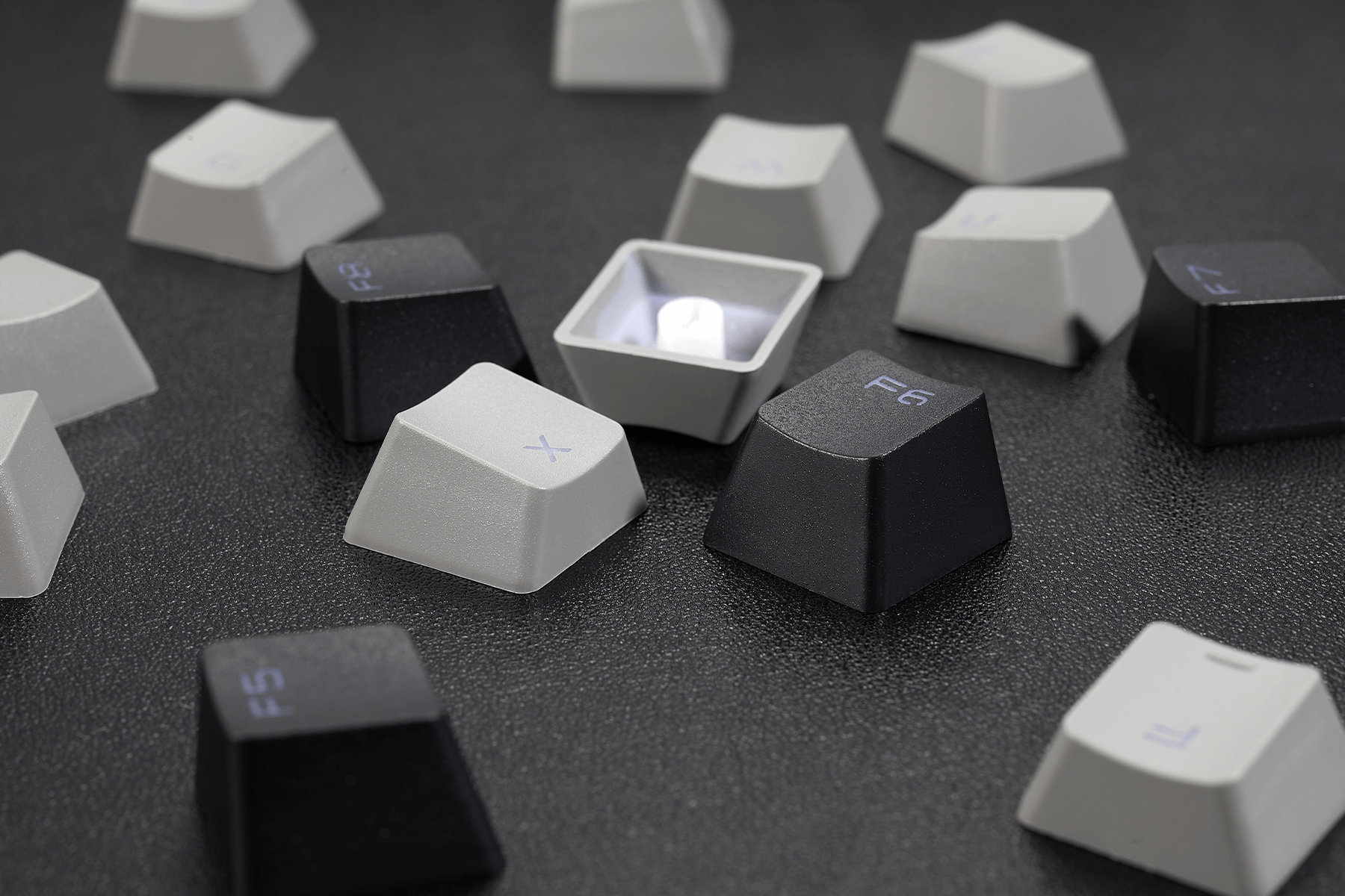 DeathStrike_GK715S_Wired_Red_Backlight_Gaming_Keyboard_Keycaps