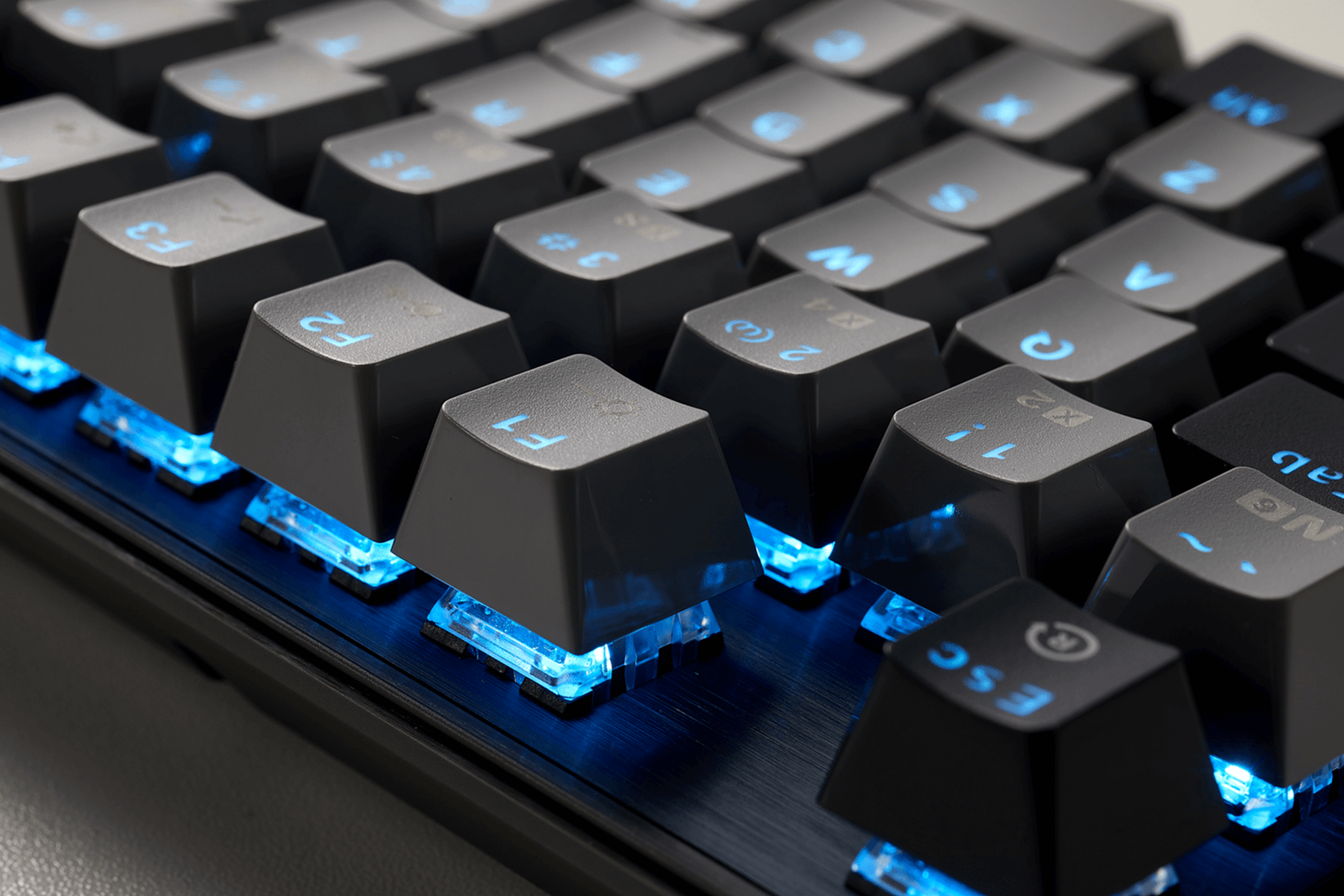 DeathStrike_GK715_Wired_Blue_Backlight_Keyboard_Keys