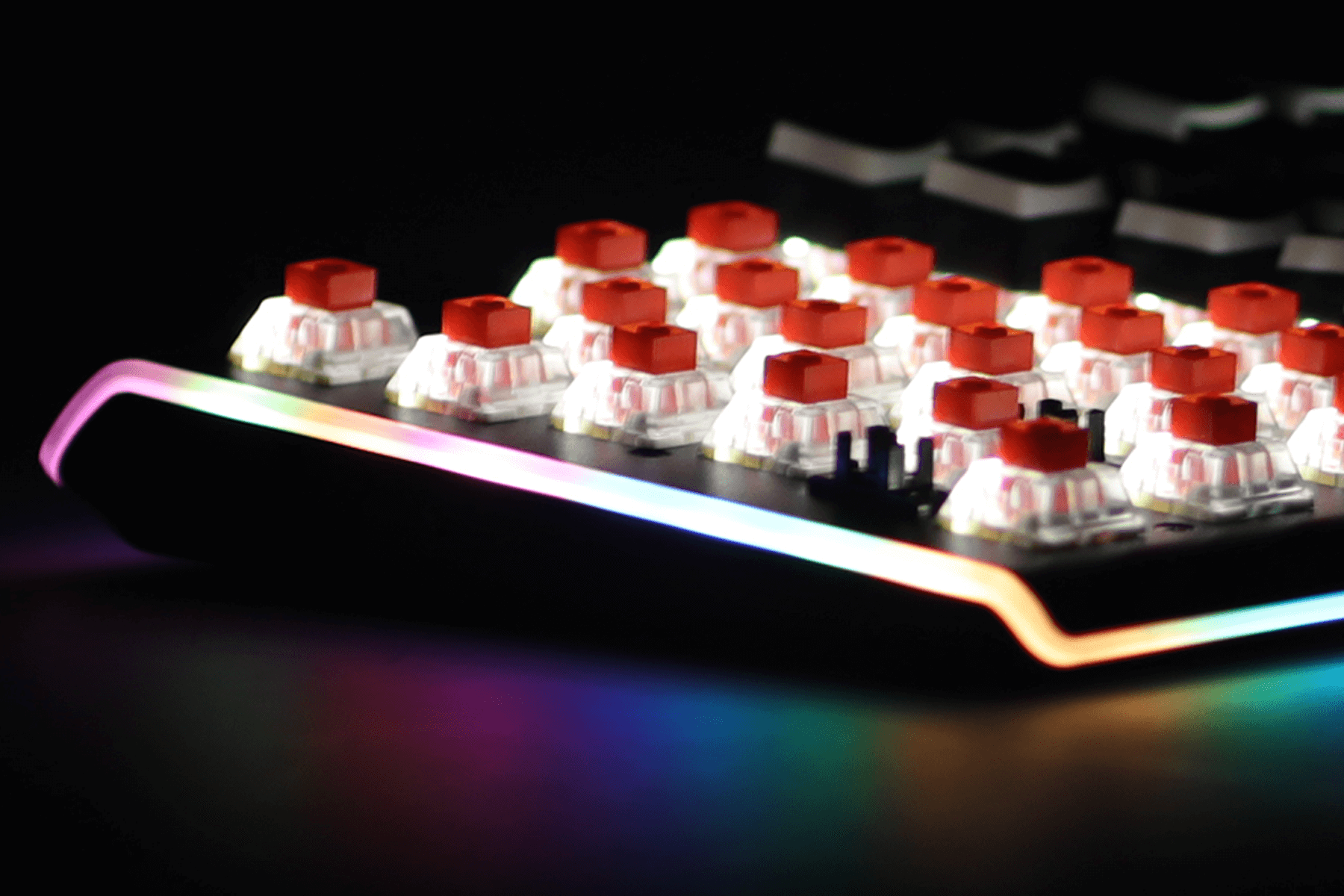 DeathStrike_GK735_Redstone_Wired_Mechanical_Gaming_Keyboard_Kailh_Box_Switches