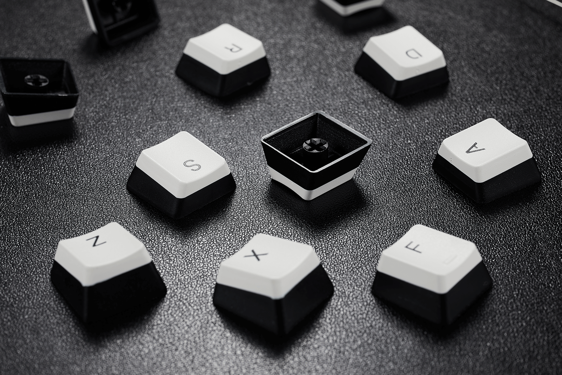 PowerBlade_X5_108-Key_Wireless_Full-Size_Mechanical_Keyboard_Double_Shot_Keycaps
