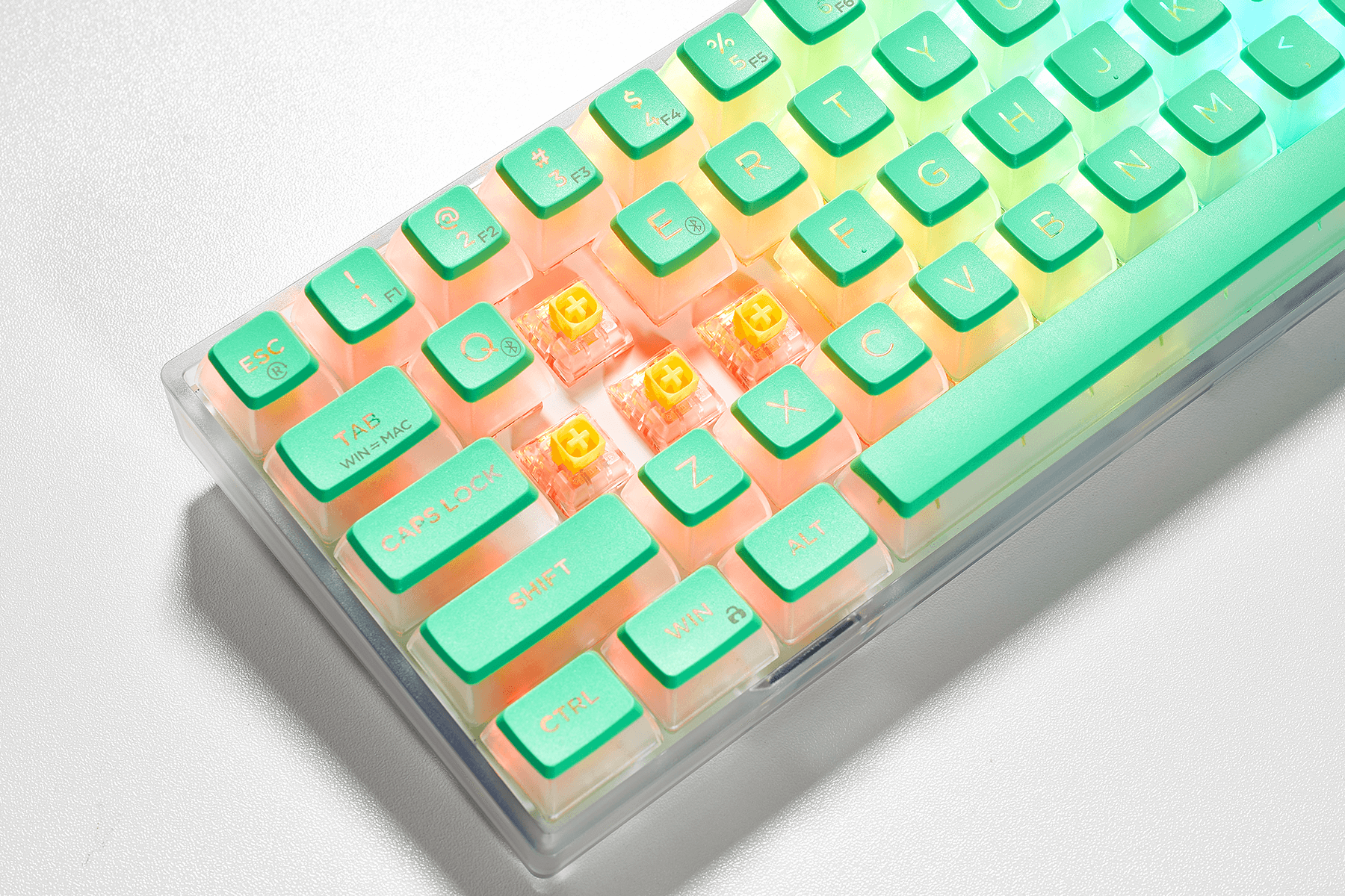 Soda_Green_Tactile_65_68-Key_RGB_Mechanical_Keyboard_Transparent_Gasket