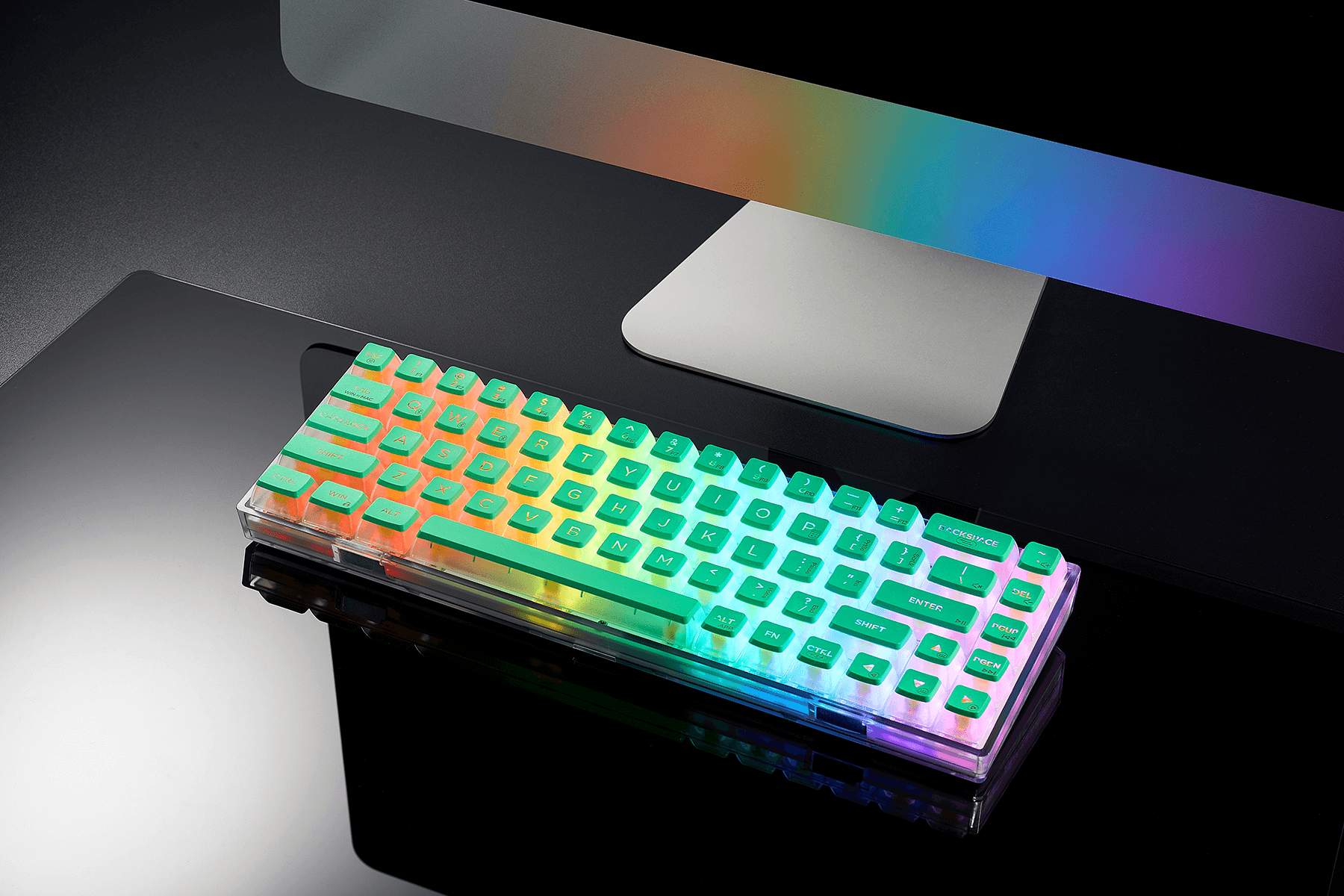 Soda_Green_Tactile_65_68-Key_Transparent_RGB_Mechanical_Keyboard_Desktop_Scene