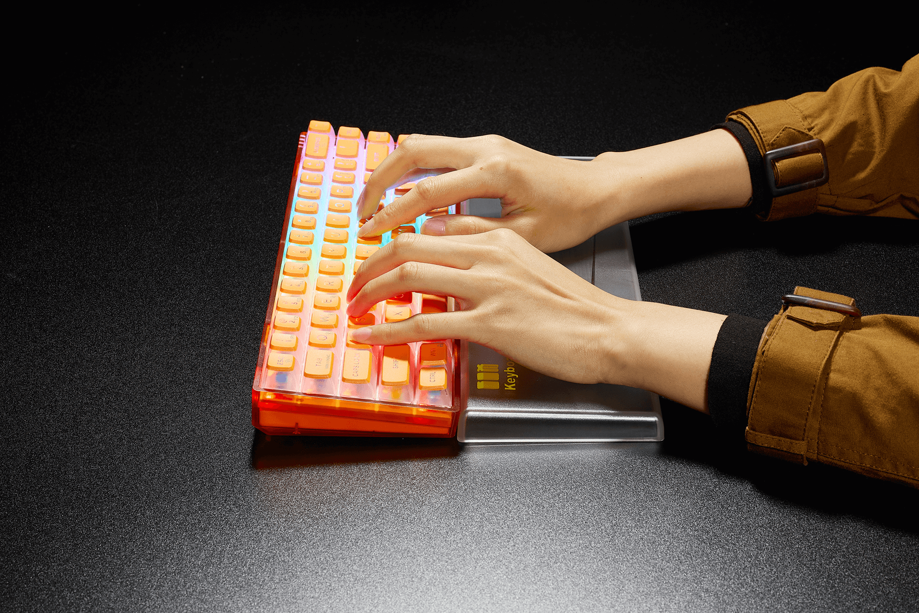Soda_Orange_65_68-Key_Transparent_RGB_Mechanical_Clicky_Keyboard_Compact_Design