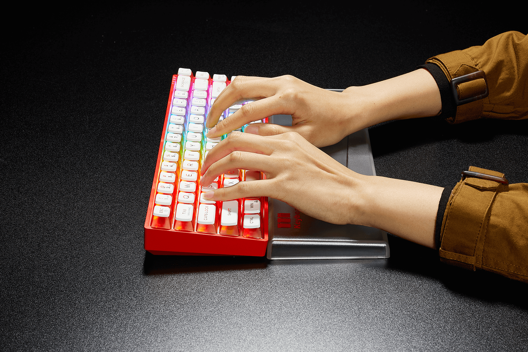 Soda_Red_65_68-Key_Transparent_RGB_Wireless_Linear_Keyboard_Compact_Design