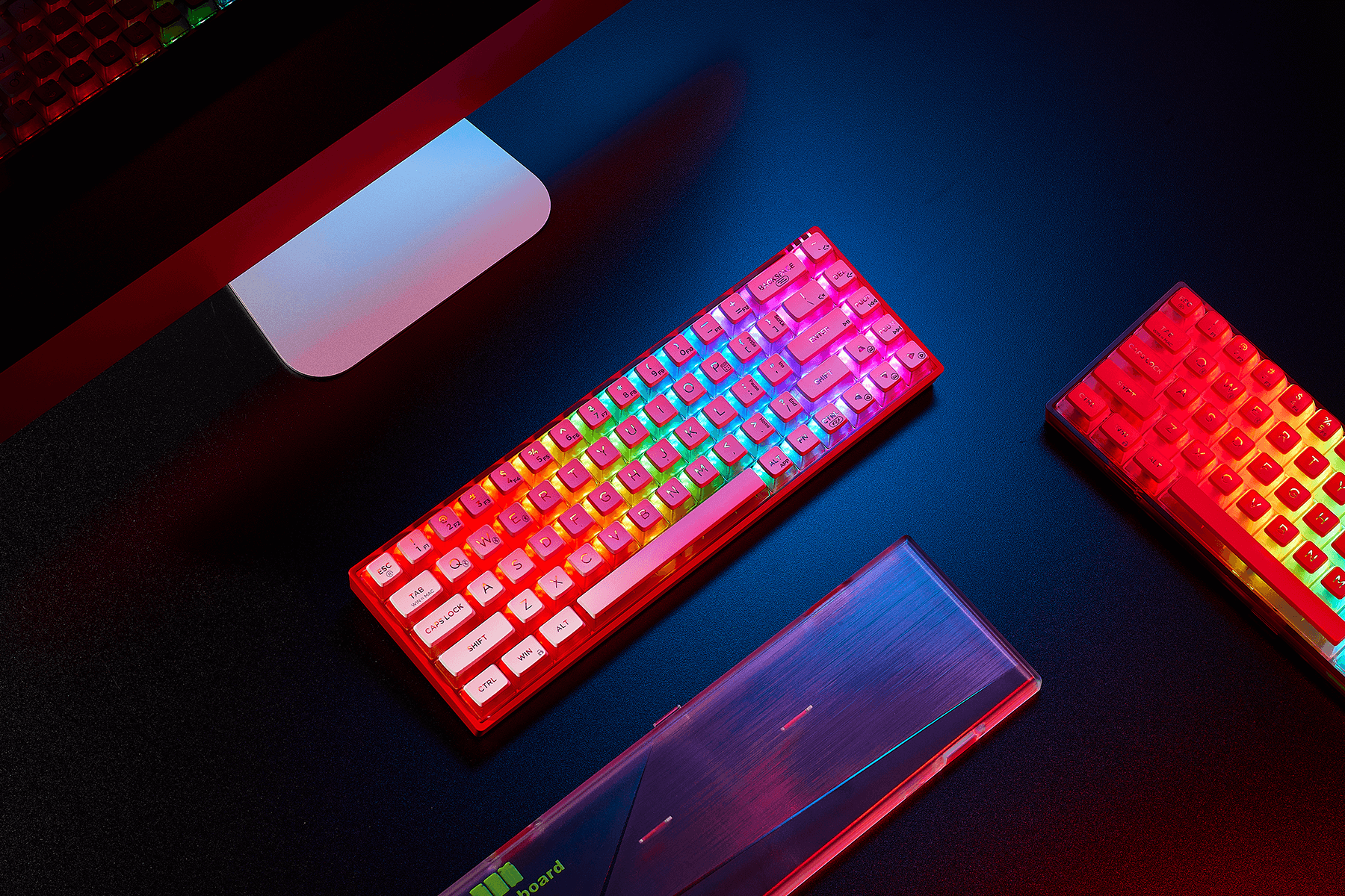 Soda_Red_65_68-Key_Transparent_Wireless_Linear_Keyboard_RGB_Backlight