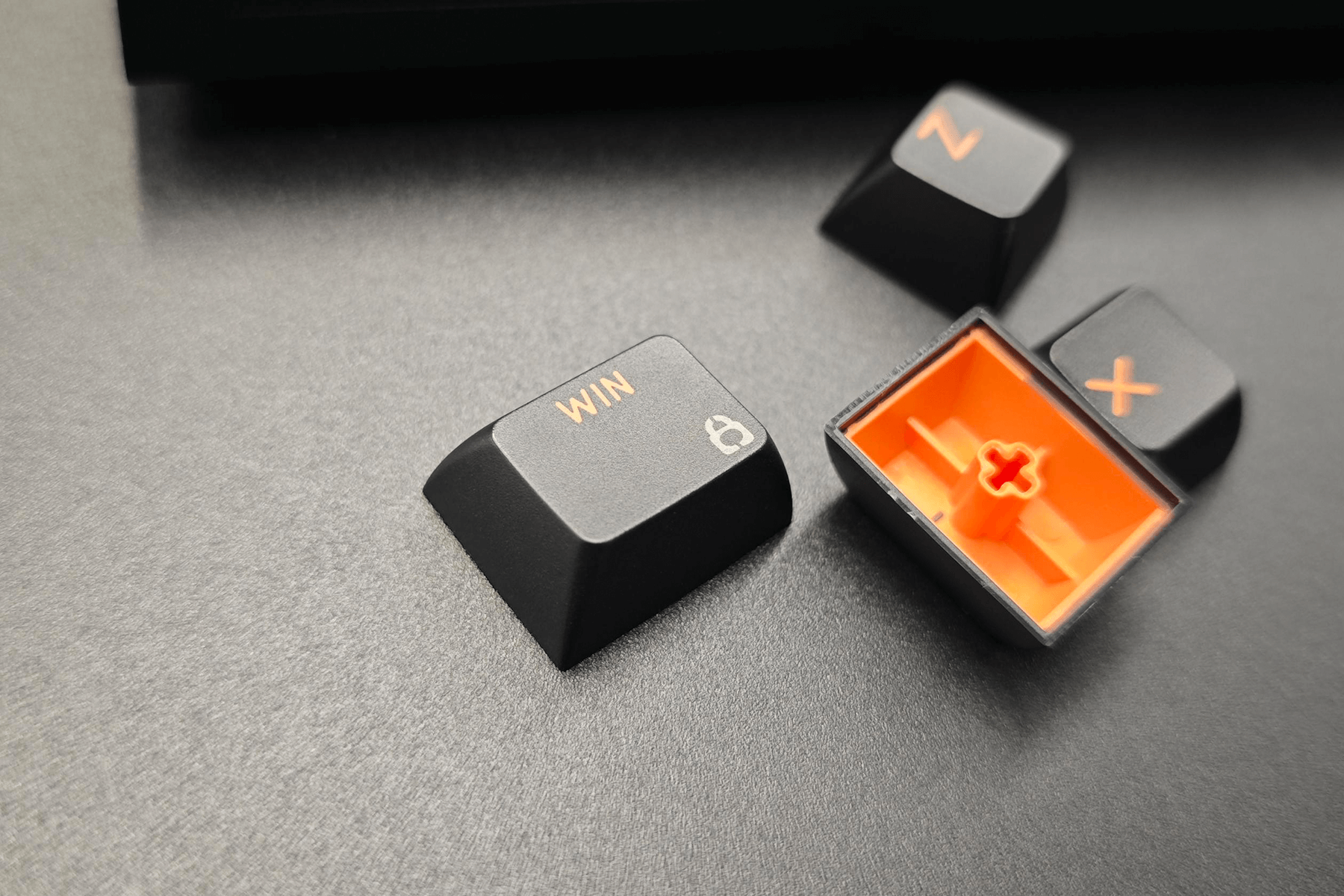 Thocky_Synergy_Z2_Pro_75_Keyboard_PBT_Switches