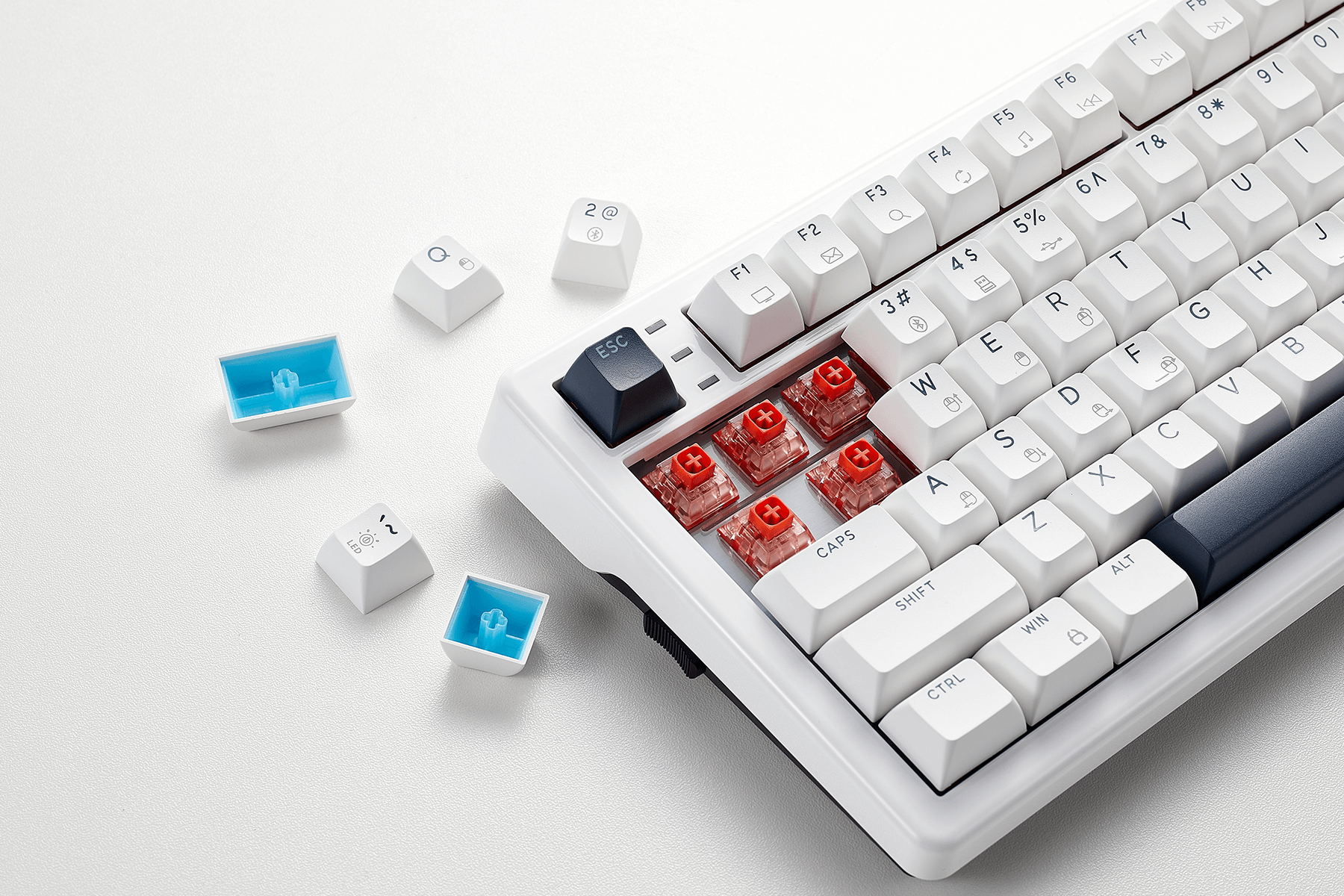 WarpSpeed_E2_Pro_White_Wireless_Gaming_Mechanical_Keyboard_PBT_Keycaps