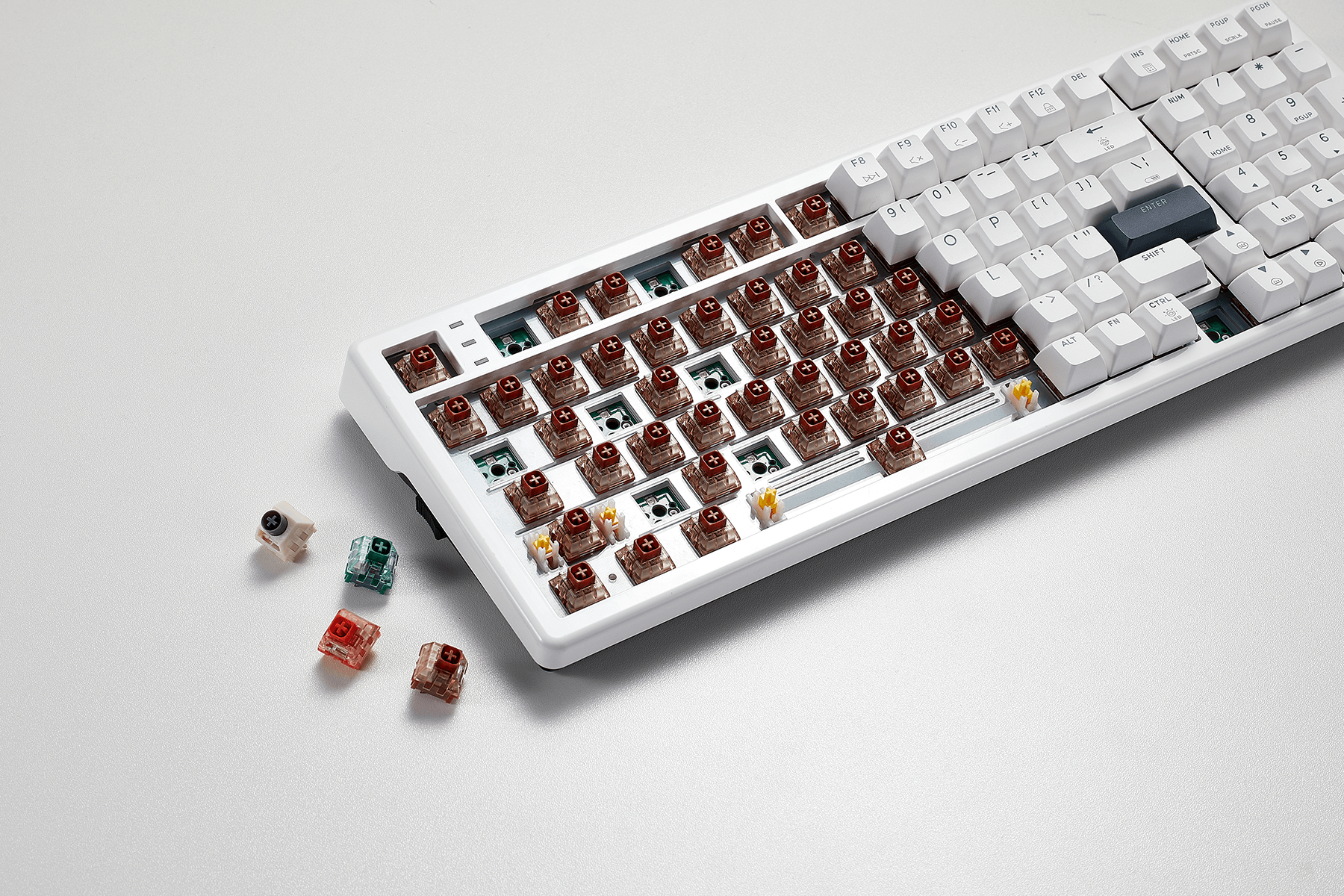 WarpSpeed_E4_Pro_99-Key_RGB_White_Color_Gaming_Keyboard_Kailh_Box_Switches